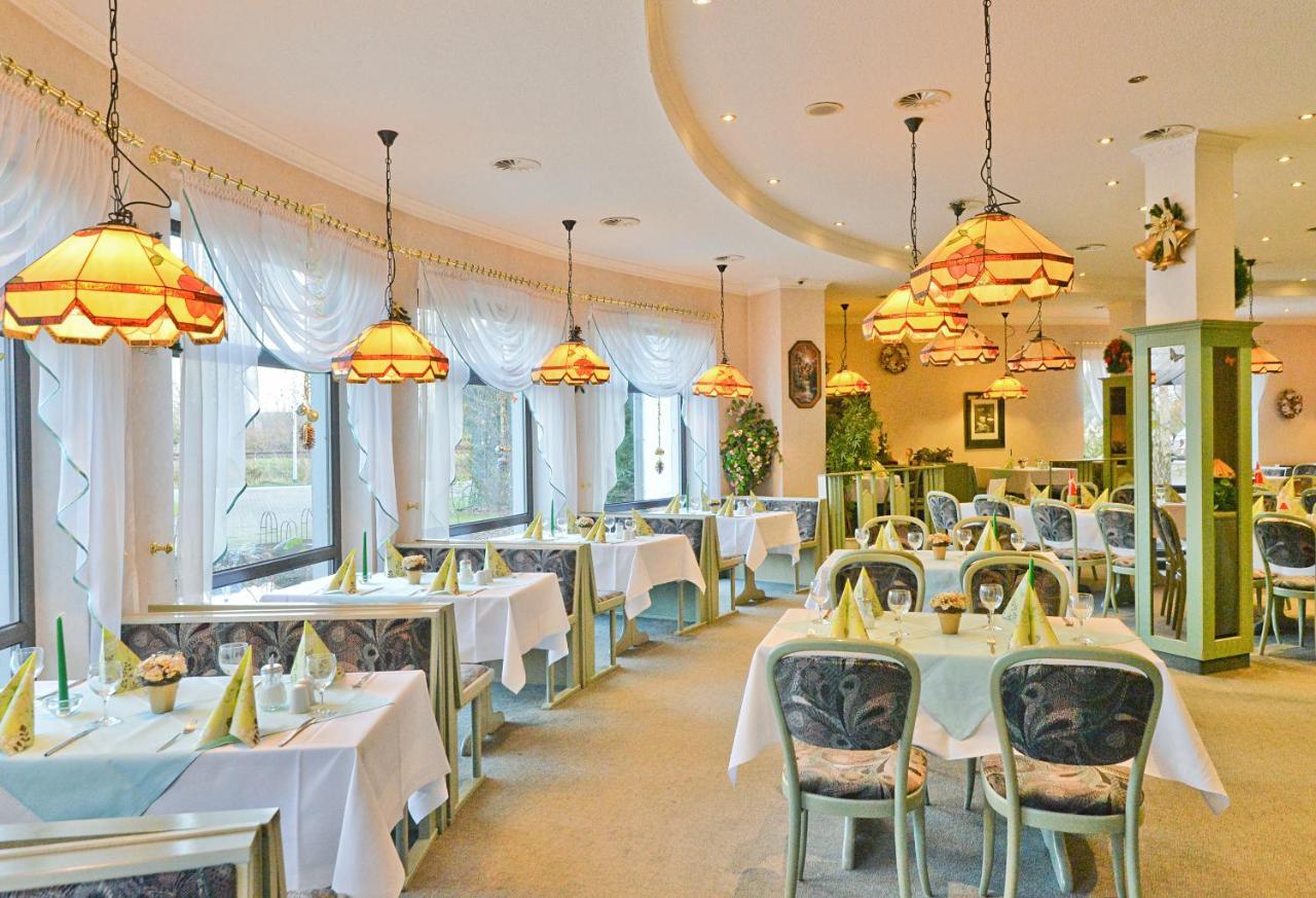 Landgasthof & Hotel Waldow Guben Dış mekan fotoğraf